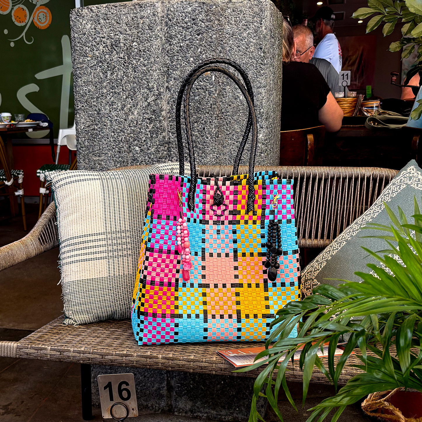 Studio Spectrum – Statement Tote: Medium