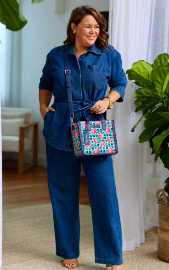 Alice Bag Garden Trellis