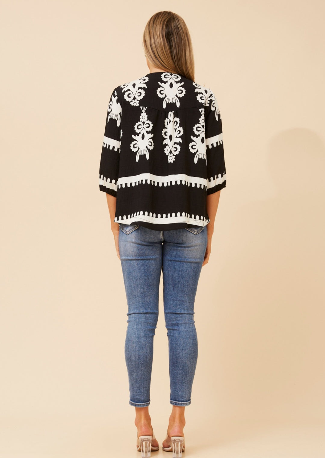 Stacey Top Black & White
