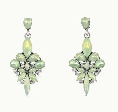 Vintage Style Mint Drop Earrings