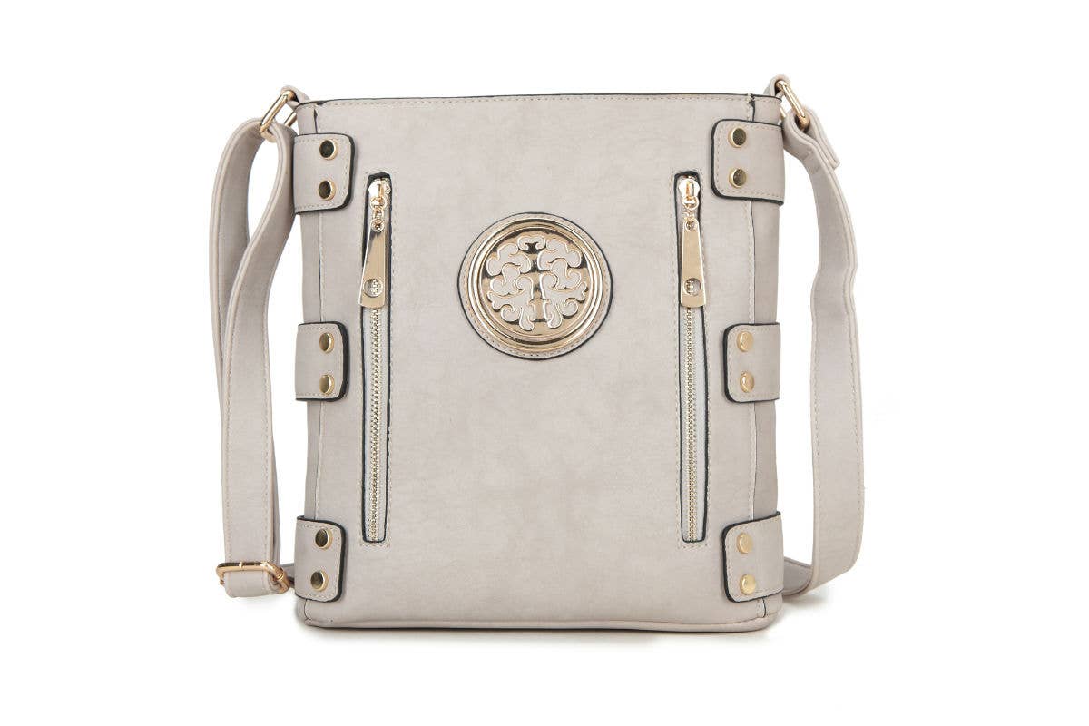 Cross body bag with top zip closure: Fuchsia