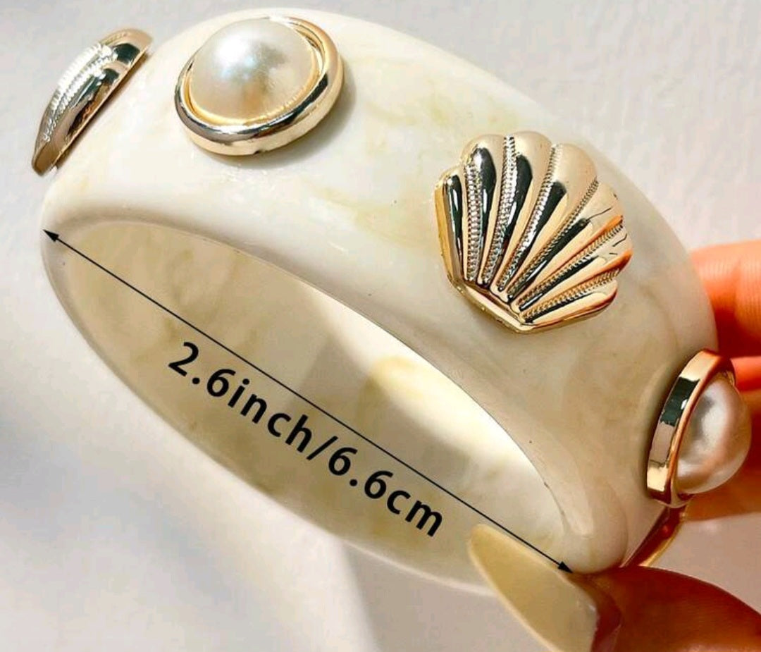 Tortoiseshell Resin Bangle