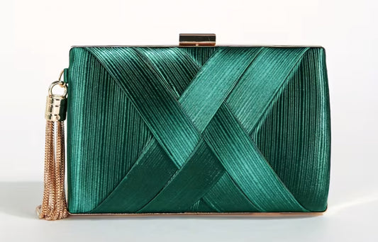 Emerald With Gold Clutch