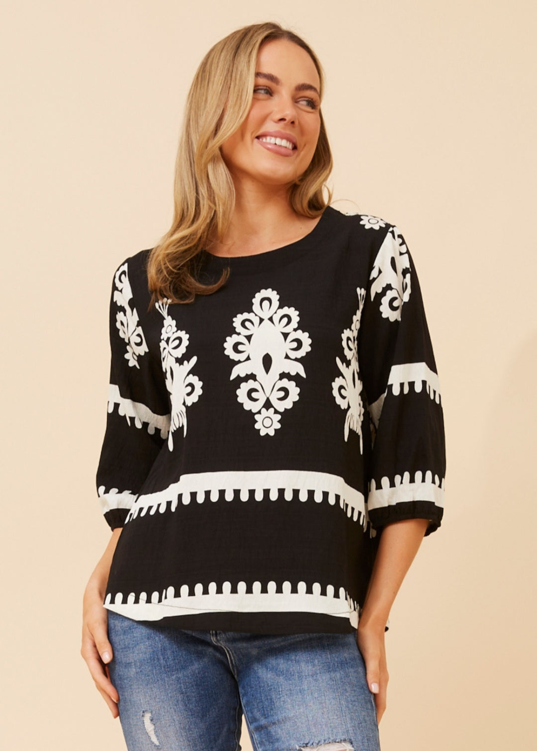 Stacey Top Black & White